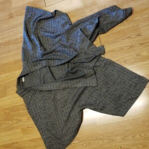3 Dots batwing Chevron waterfall short sleeve cardigan size small